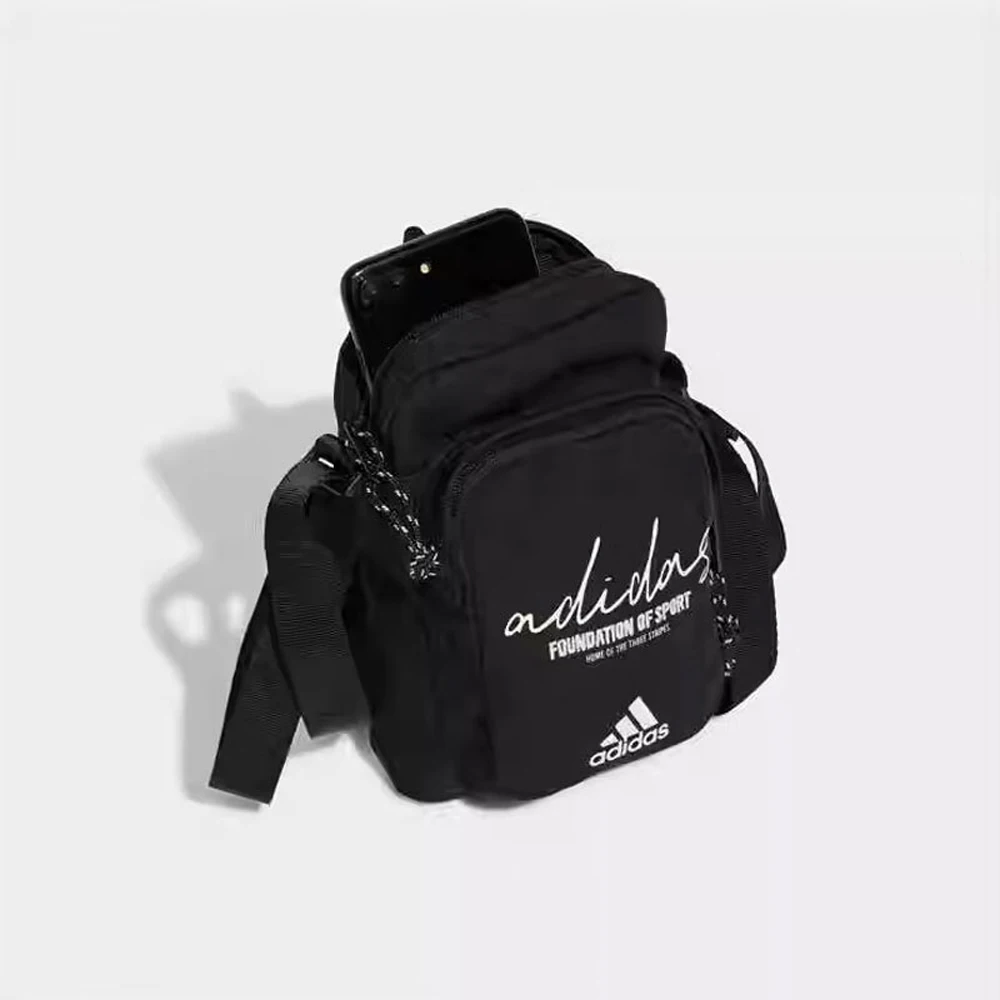 Adidas lifestyle черная маленькая