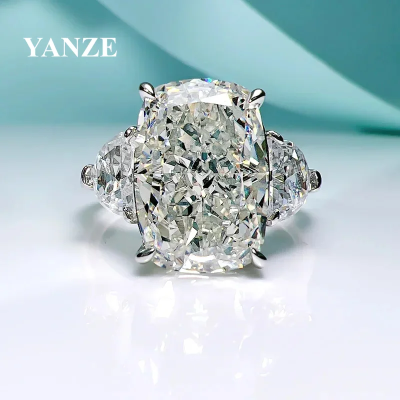 Кольцо с высокоуглеродистым бриллиантом 5 карат