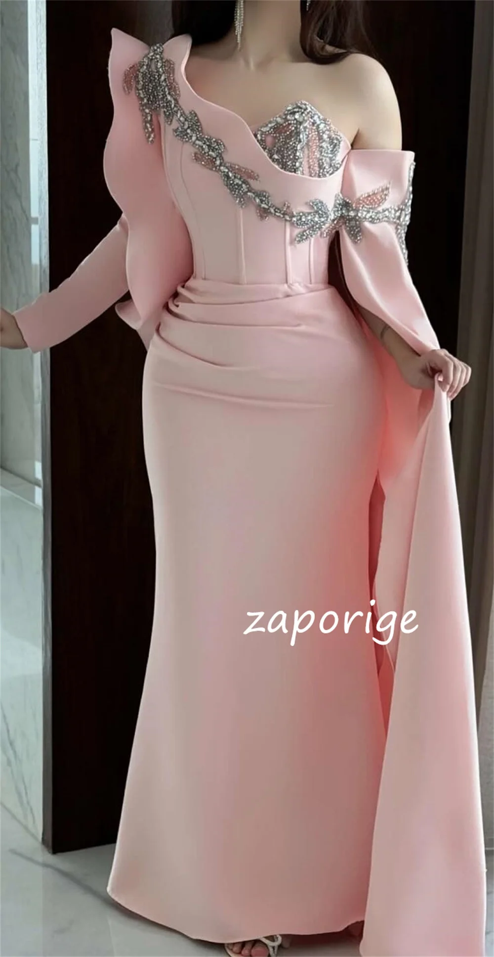 Индивидуальные одинаковые джерси с блестками и бисером - Фотография_2