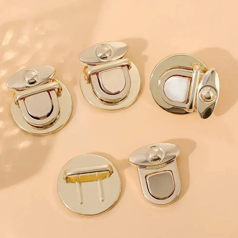 Металлические замки - Фотография_6