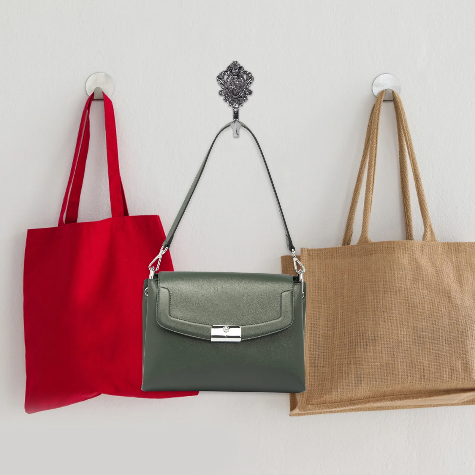 Металлическая настенная вешалка с крючками для пальто