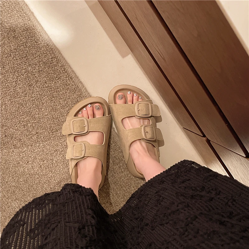 Женские тапочки с улыбкой - Фотография_5