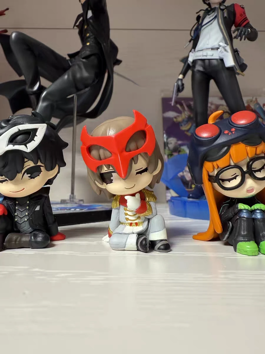 Капсульная игрушка takara tomy p5 royal edition - Фотография_2