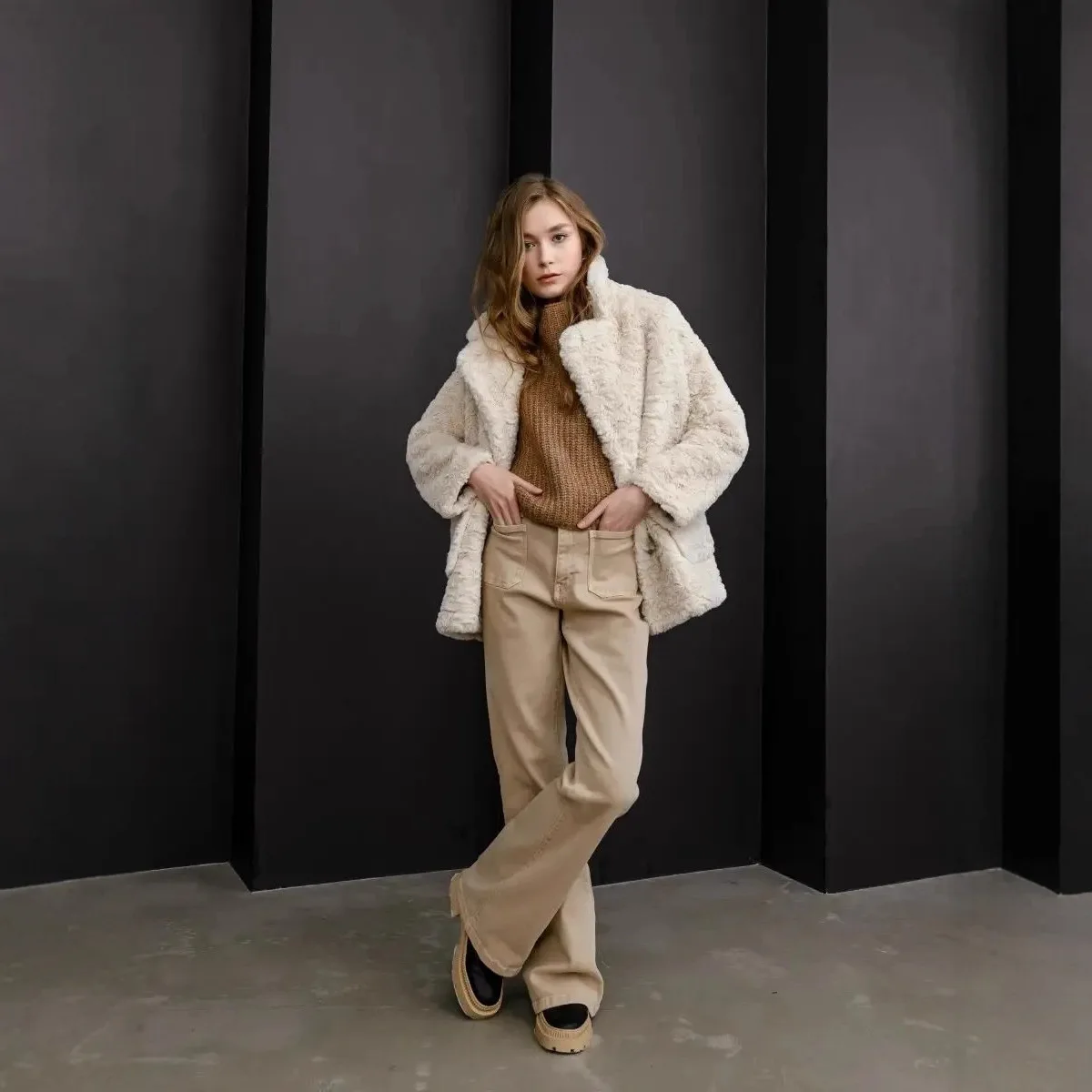 Женские пальто из искусственного кроличьего меха - Фотография_4