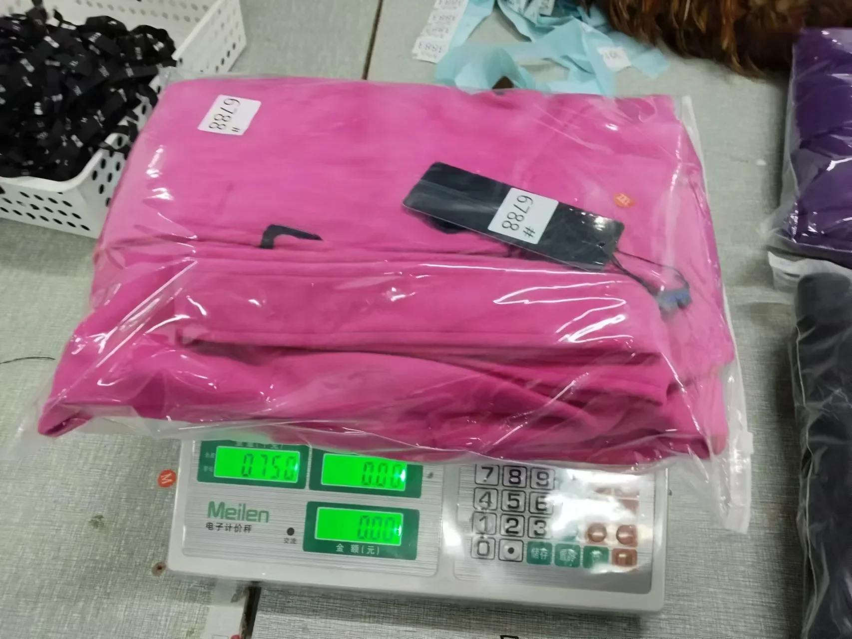 Женские шерстяные длинные пальто - Фотография_6