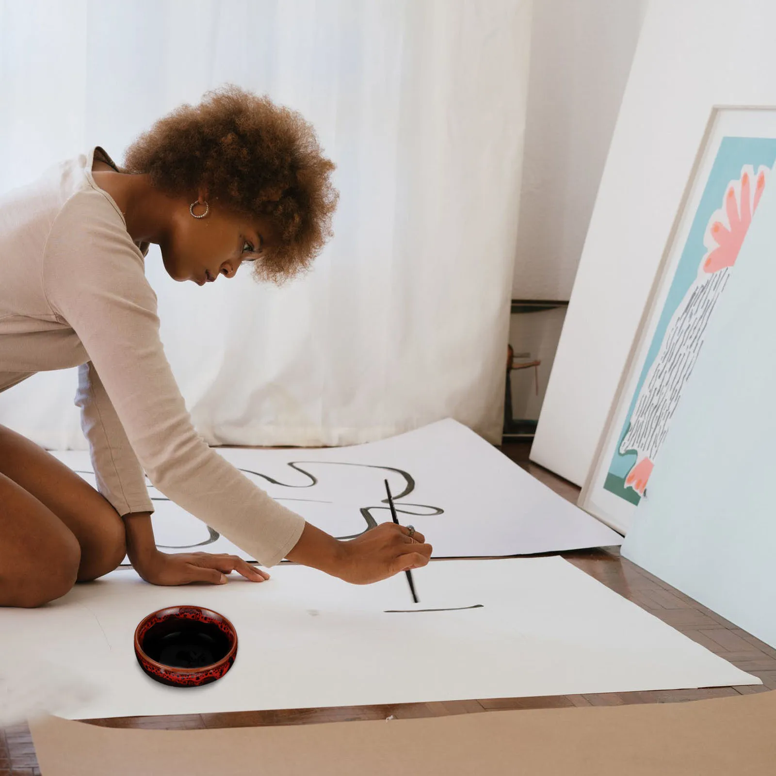 Креативная керамическая тарелка с чернилами