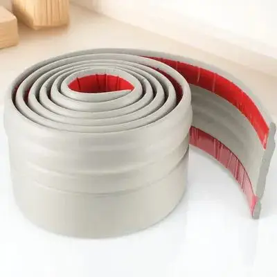 1 рулон самоклеящейся отделки плинтуса