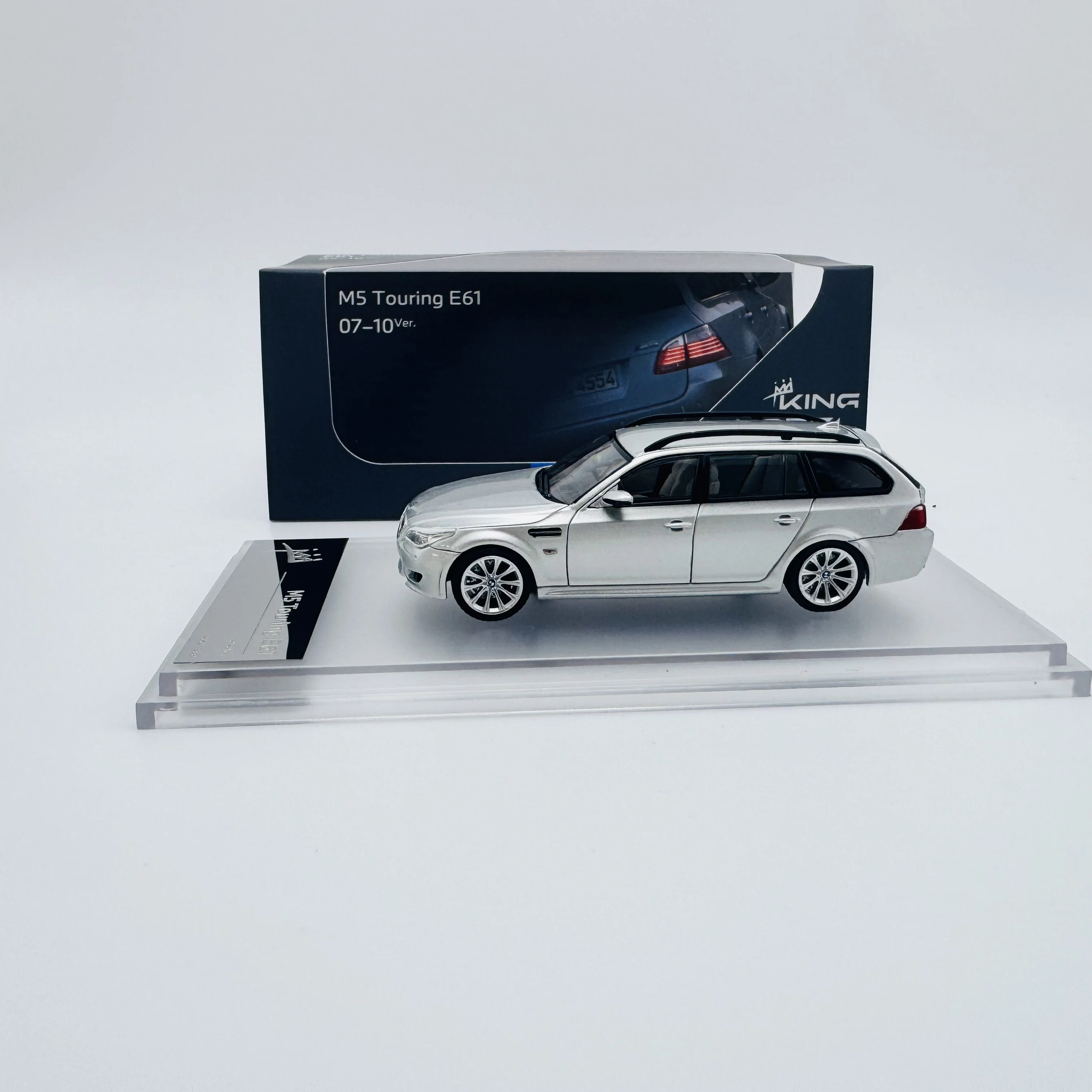 Модель king 1:64 m5 e60 e61 модель - Фотография_6