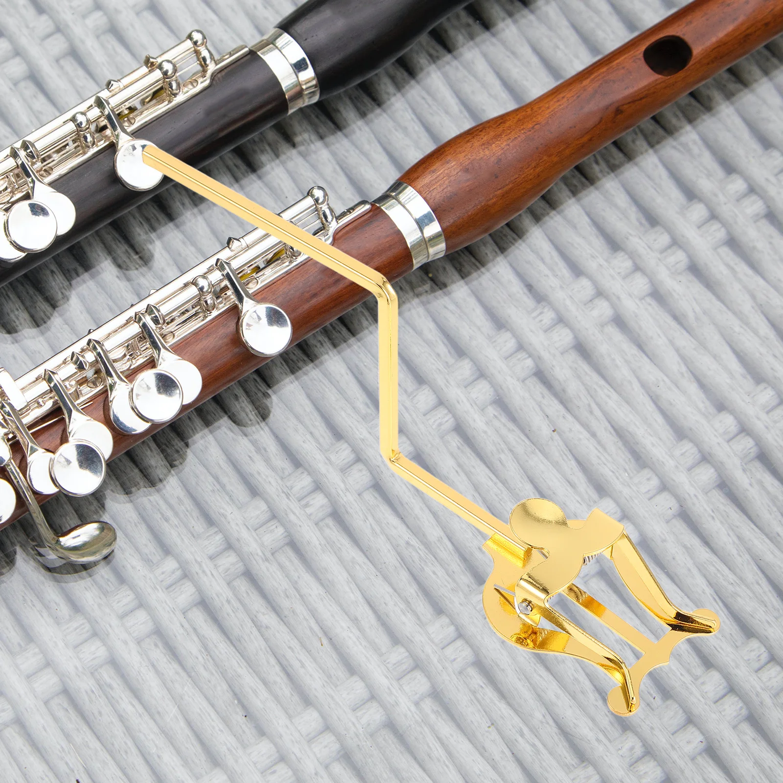 Зажим для саксофона