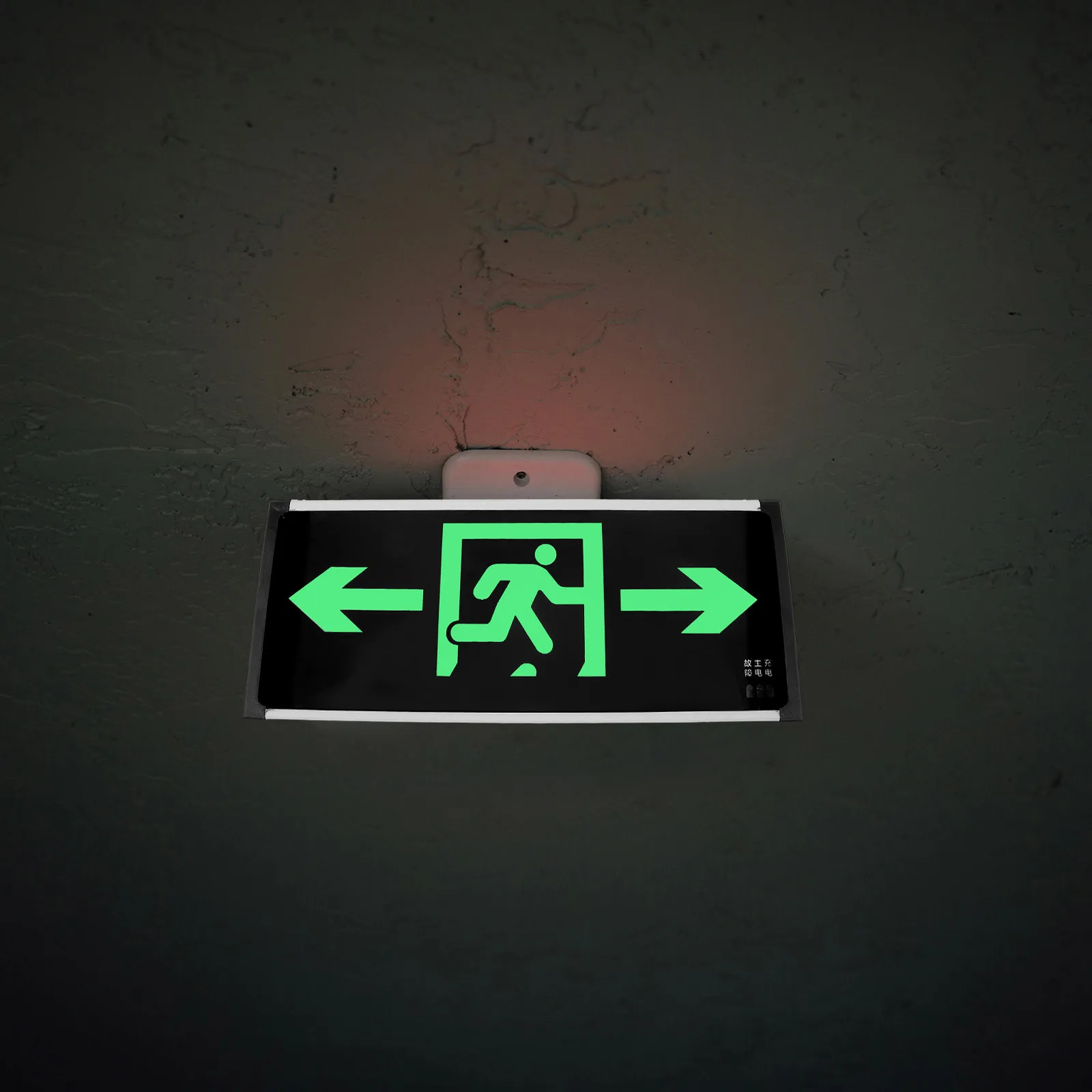 Подвесной знак пожарного выхода