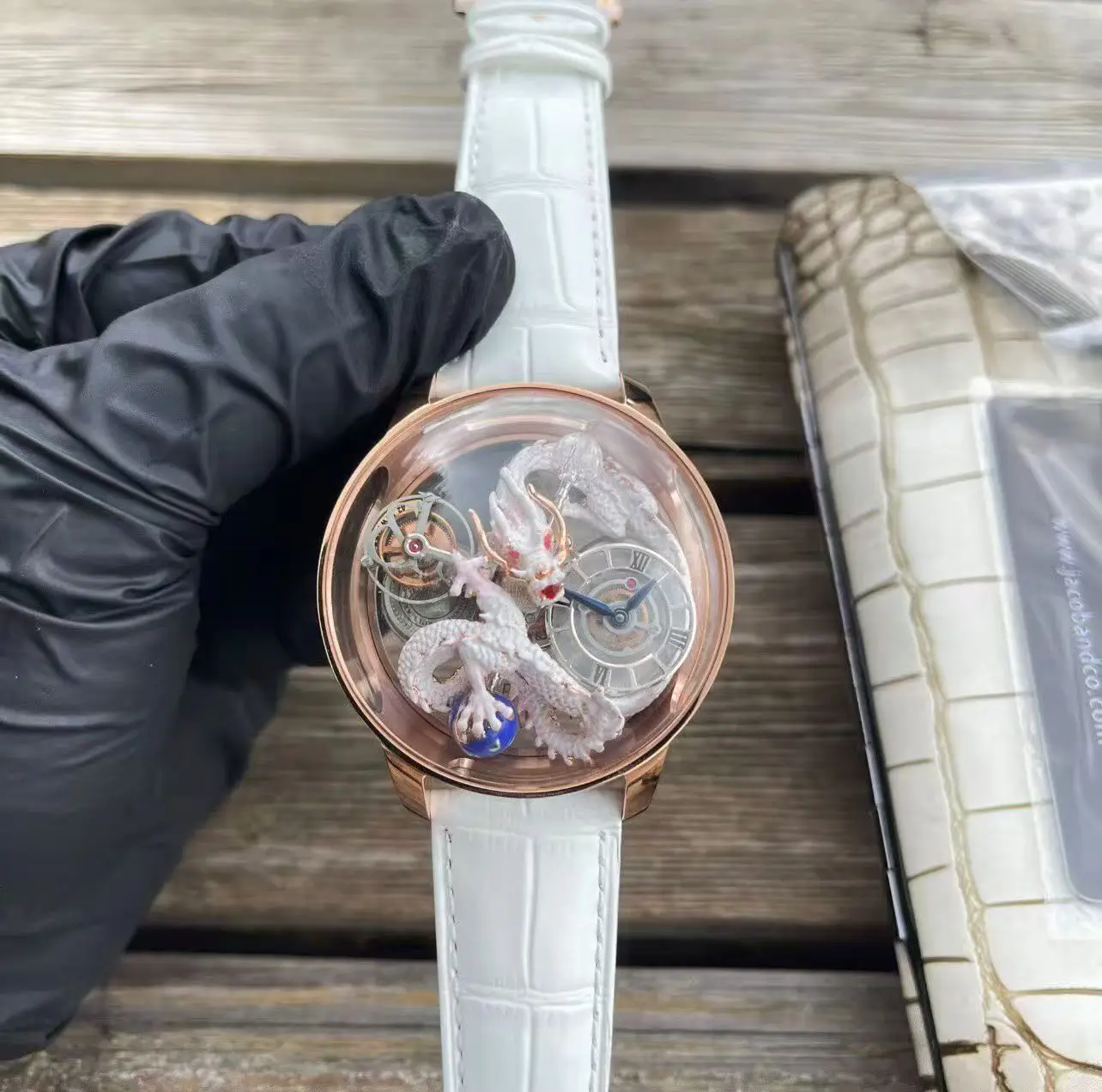 Ограниченная серия часов jaco tourbillon celestial series dongfang long - Фотография_4