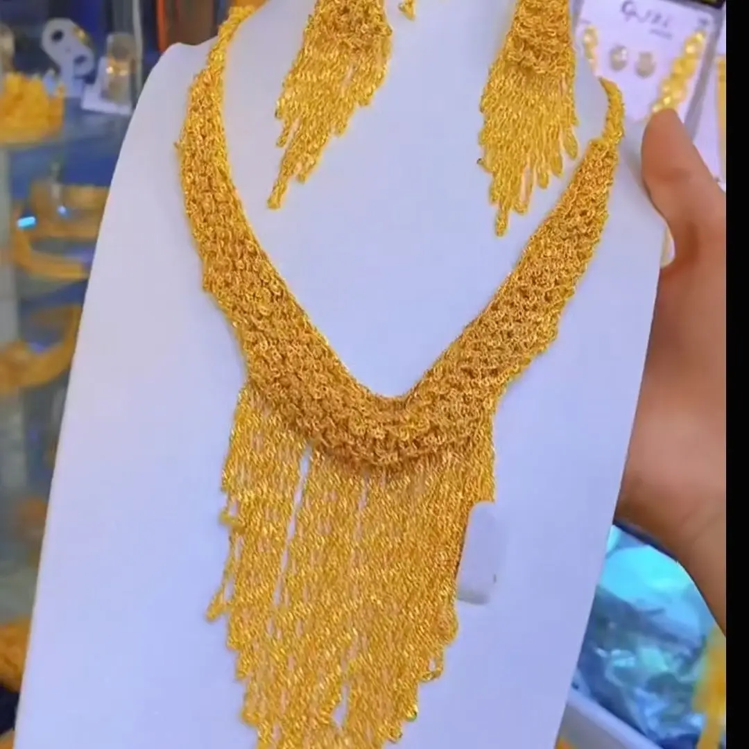 Ожерелье, браслет и серьги с покрытием 24-каратным золотом - Фотография_3