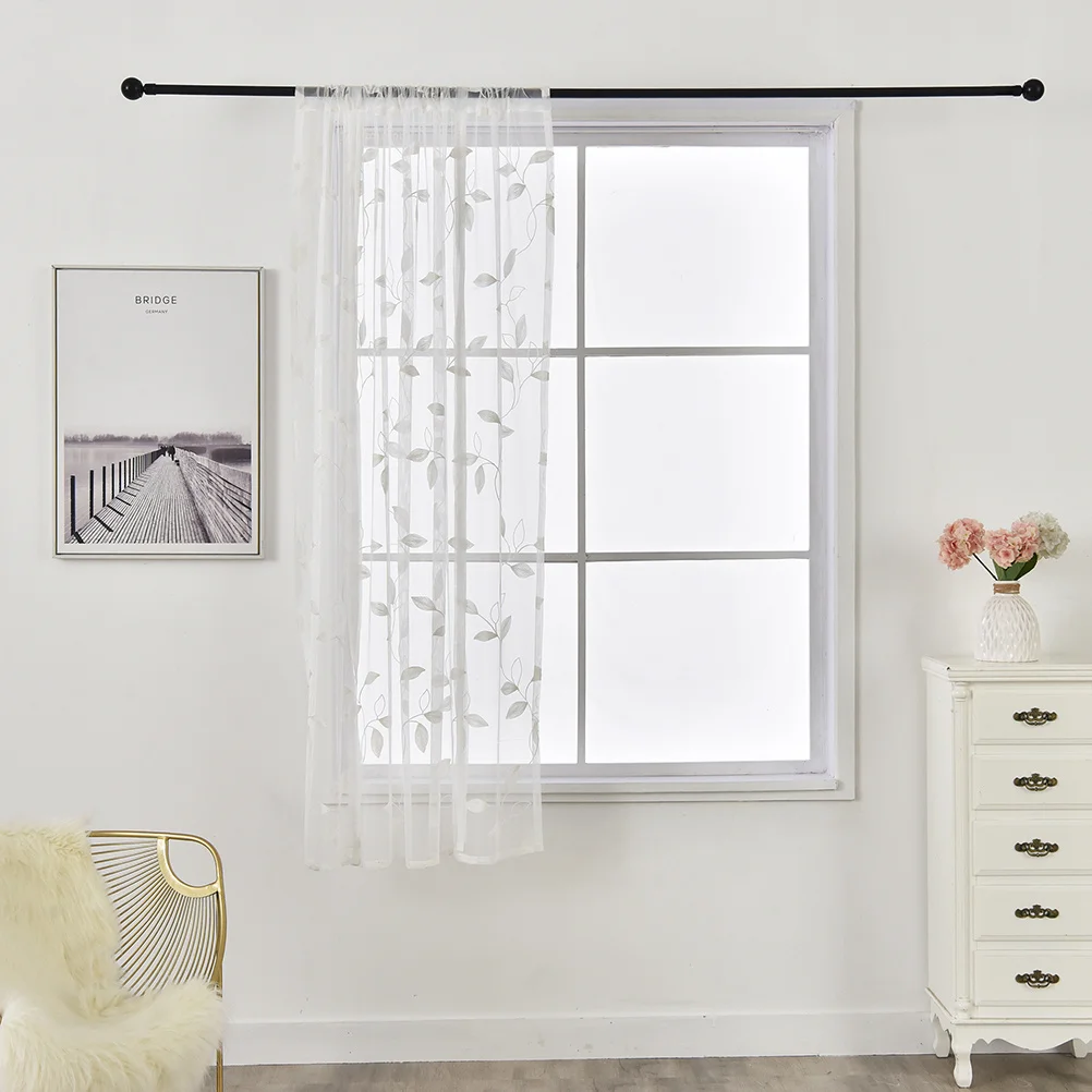 С окном, прозрачная вышивка - Фотография_4