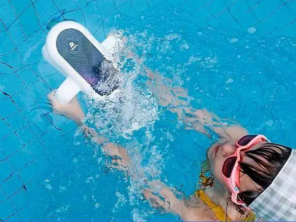 Электрический дайвинг под быстрой скоростью - Фотография_6