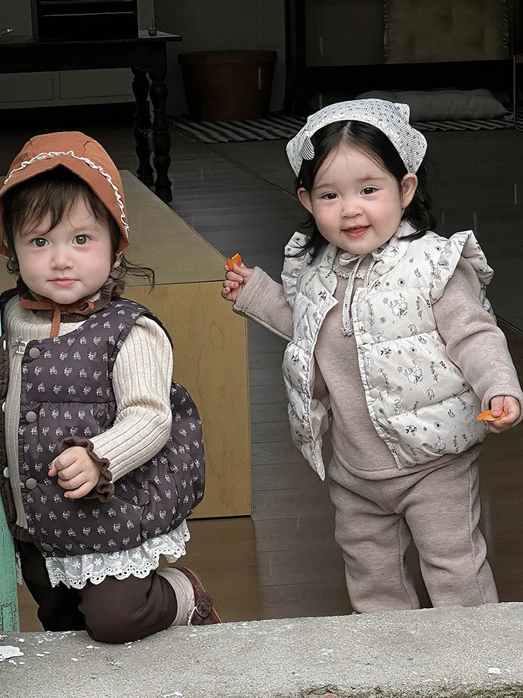 Пуховый жилет для девочек - Фотография_4