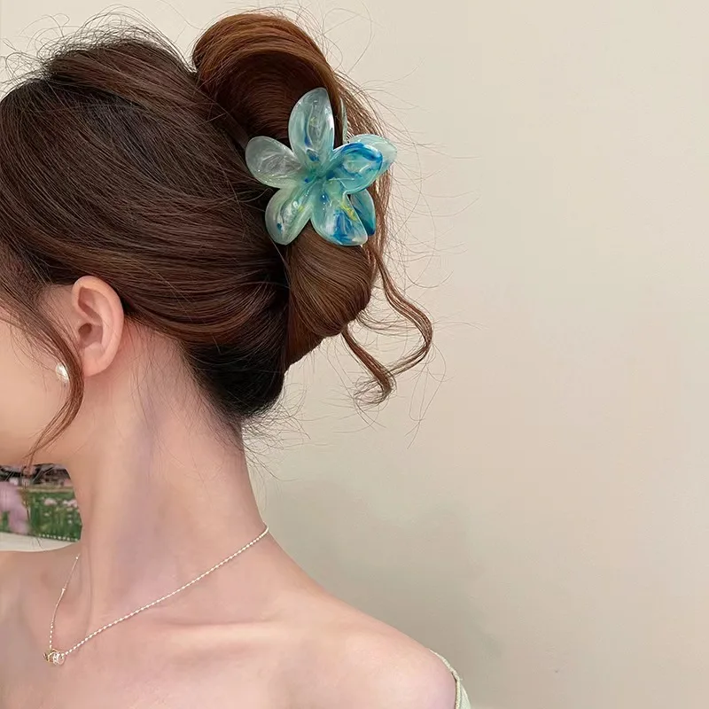 Заколки для волос с цветком и крабами - Фотография_6