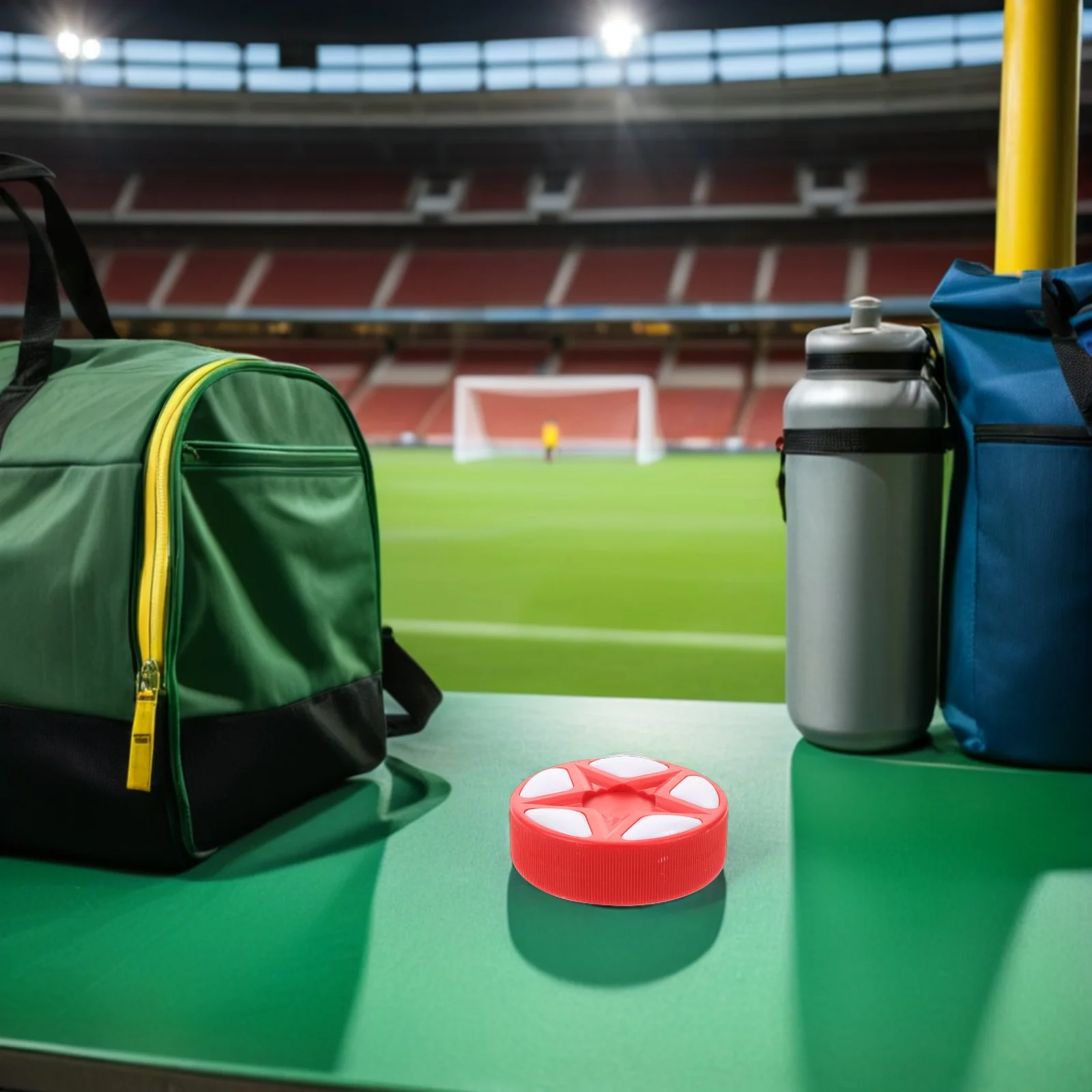 Желтая хоккейная шайба