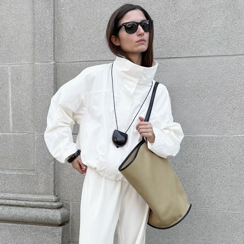 Linad street chic белая водолазка