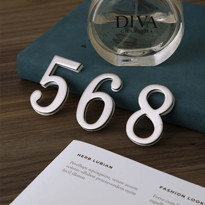 Дверной номер из нержавеющей стали с клейкой опорой 5*3 см - Фотография_2