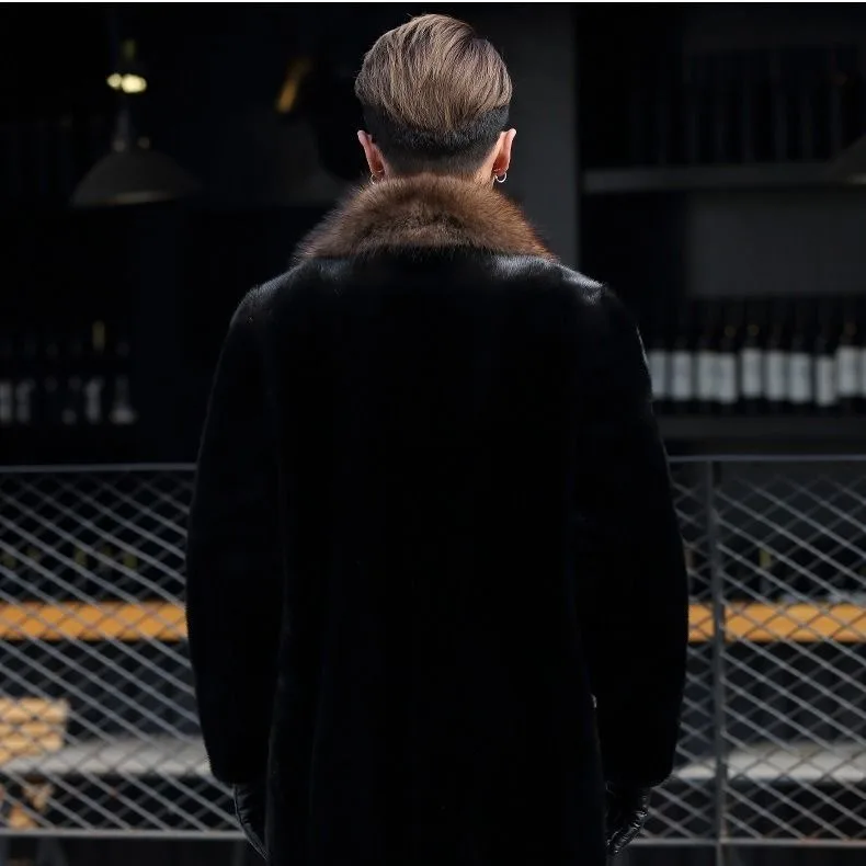 Норковое пальто с воротником - Фотография_3