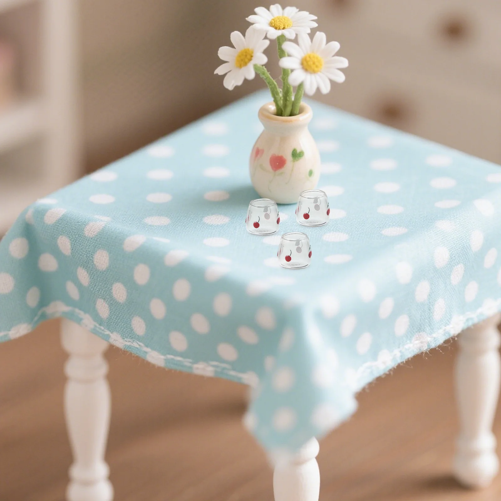 Миниатюрные стеклянные чашки в форме вишни - Фотография_4