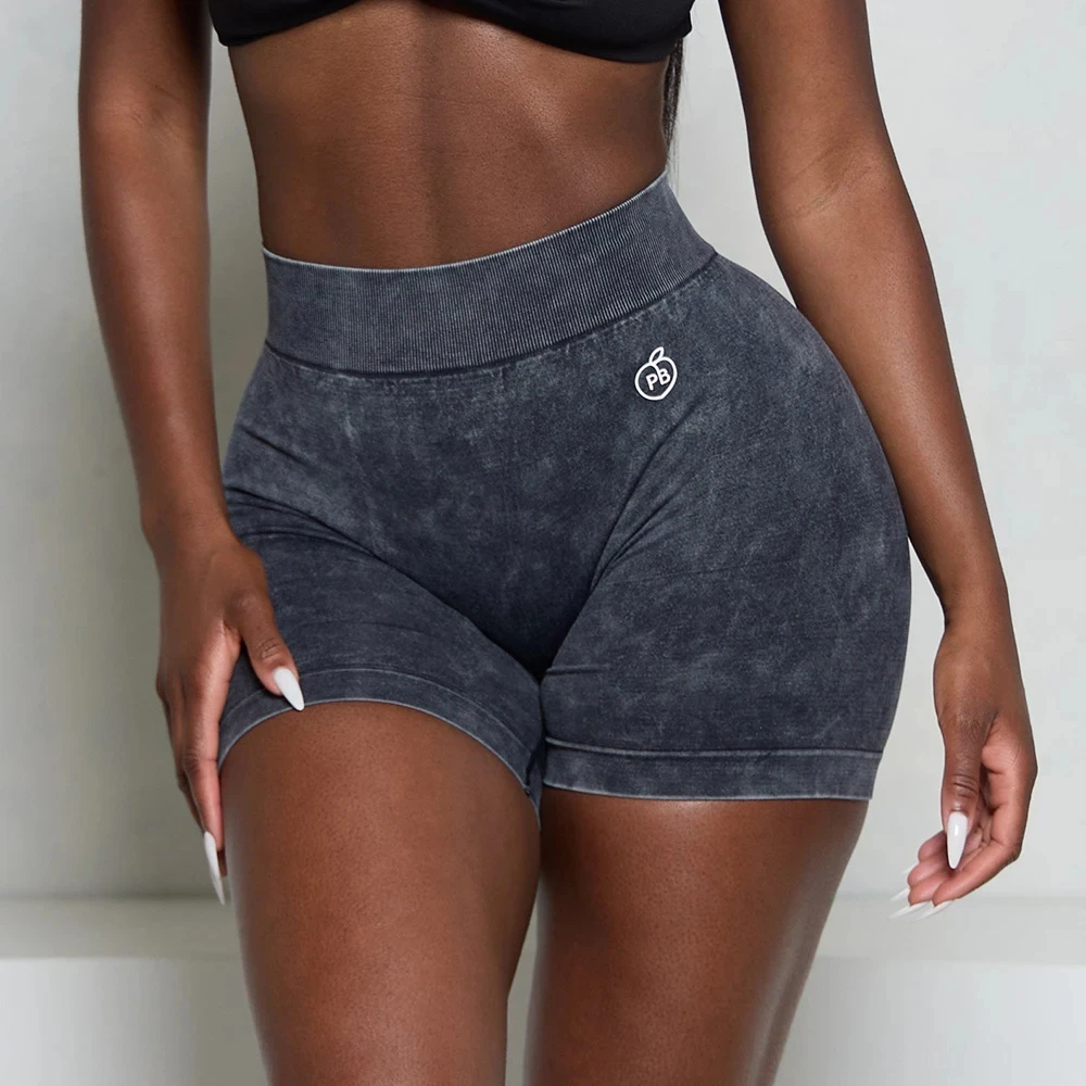 Женские шорты bum acid wash с низким v-образным вырезом и ягодицами - Фотография_4