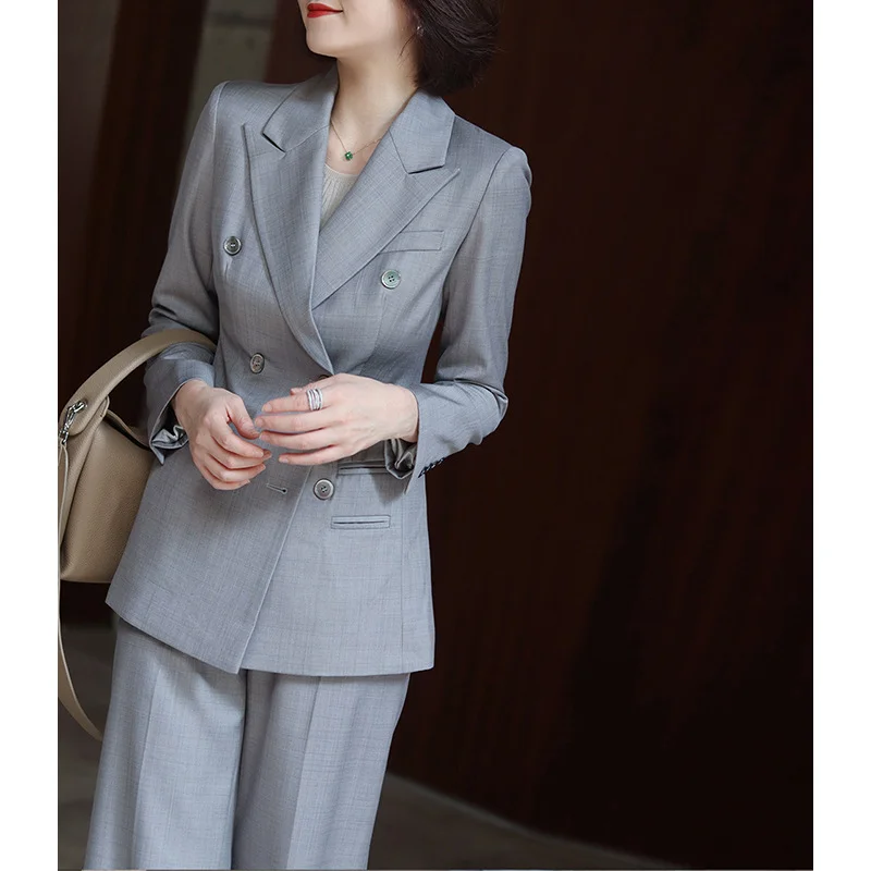 Женские шерстяные костюмы - Фотография_4