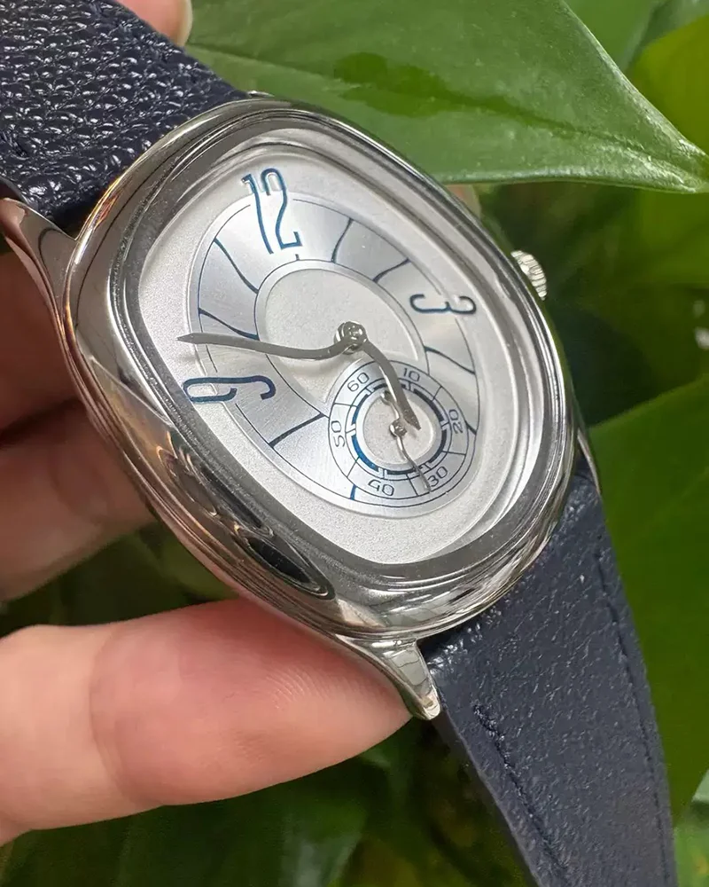 Новые витые часы оригинальной формы - Фотография_6