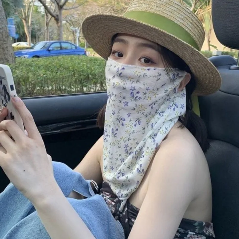 Маска для лица с цветочным принтом - Фотография_2