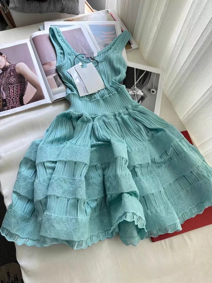 Высококачественное новое короткое платье - Фотография_6