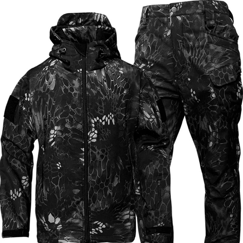 Мужская зимняя одежда soft shell