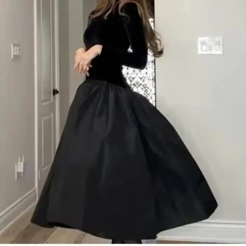 Вельветовое платье в европейском - Фотография_2