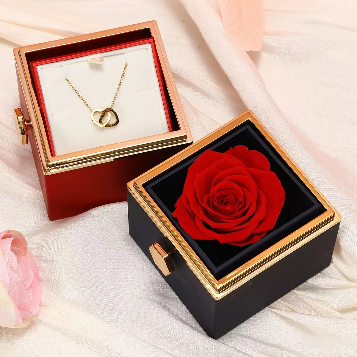 Ожерелье в форме сердца с индивидуальными именами - Фотография_3