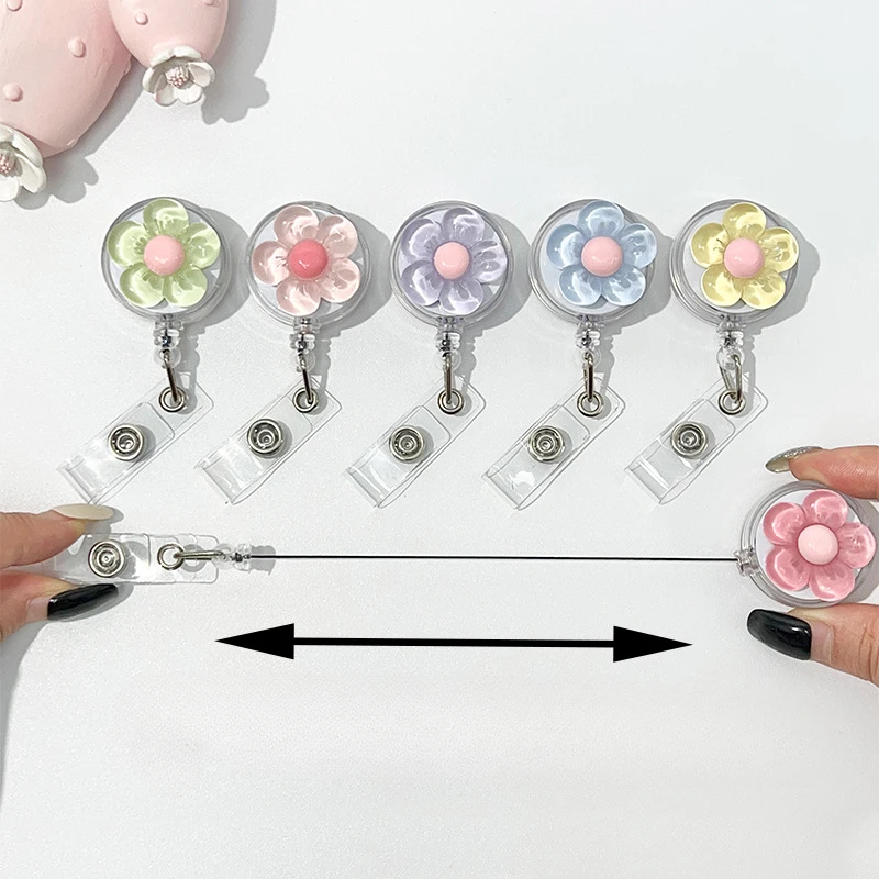 Милая прозрачная катушка для бейджа с цветочным принтом для женщин - Фотография_2