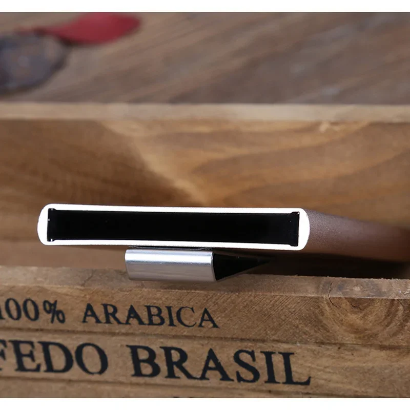 Дизайнерский металлический кошелек для карт - Фотография_4