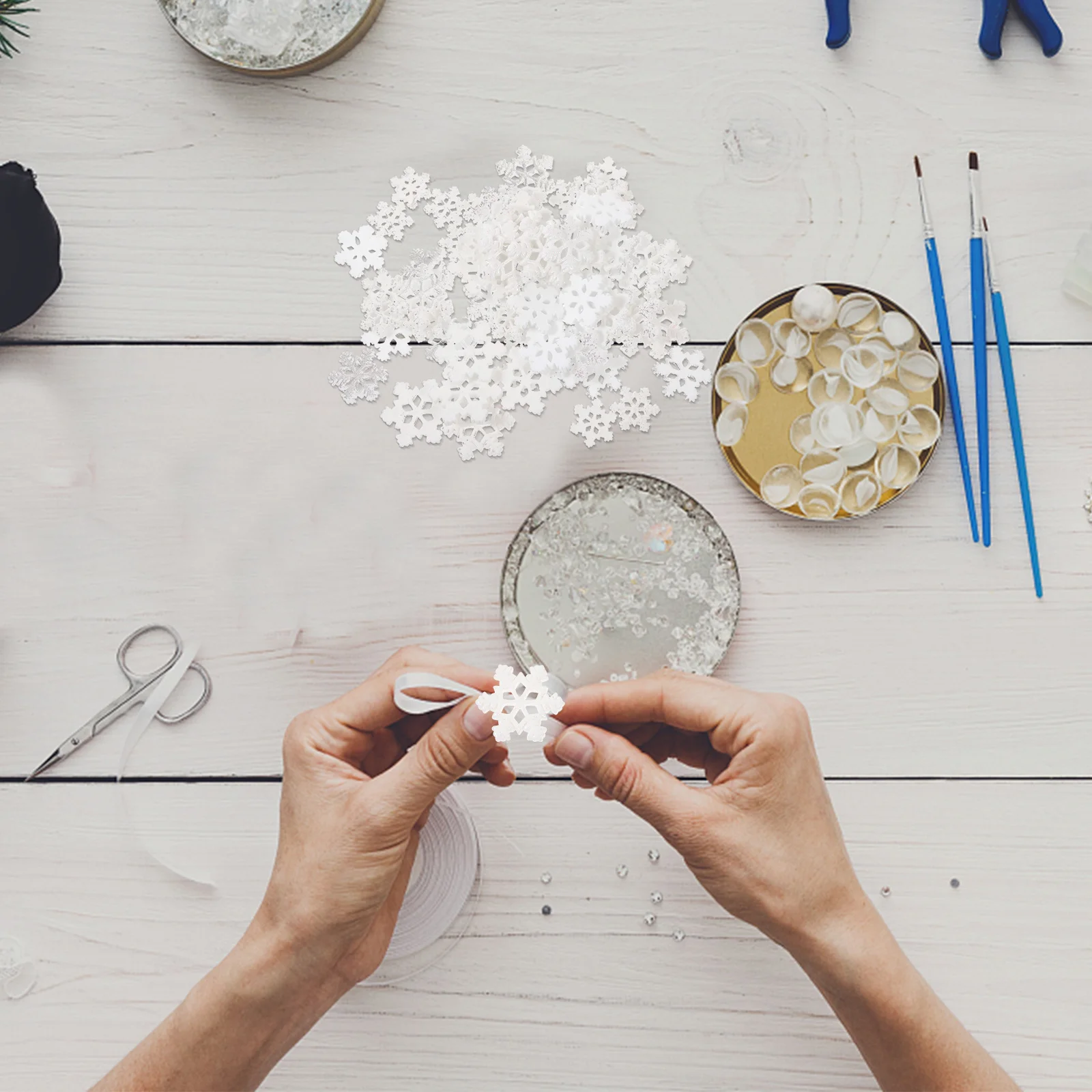 Подвески в виде снежинок - Фотография_5