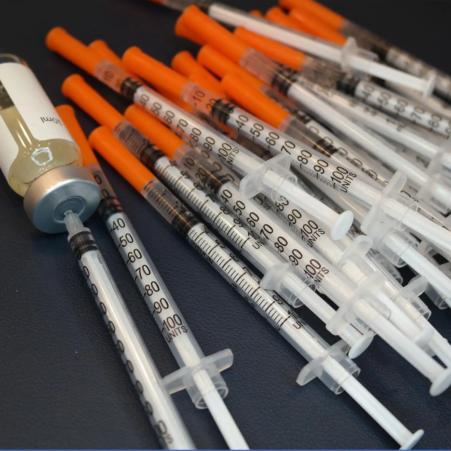 1 мл, 1 куб.см, инсулиновый шприц с иглой - Фотография_6