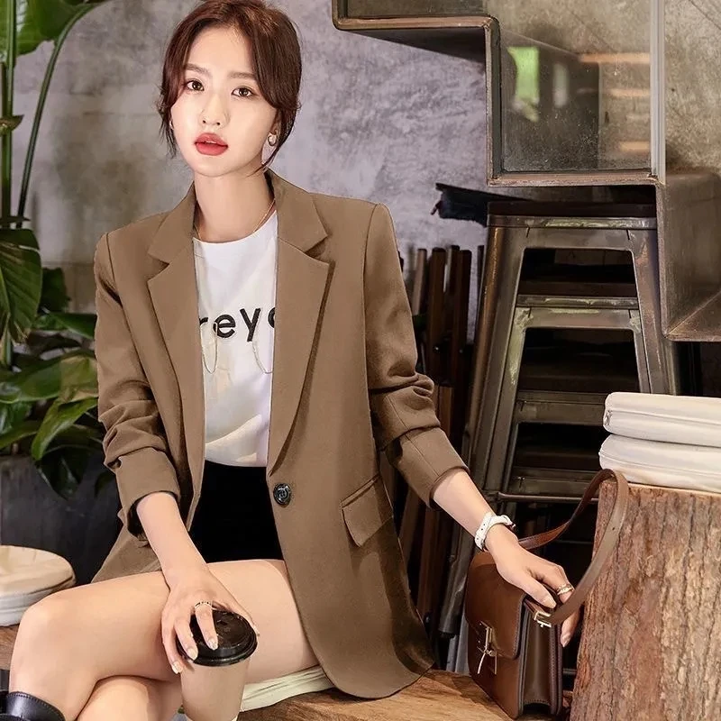 Черные элегантные женские пиджаки - Фотография_5