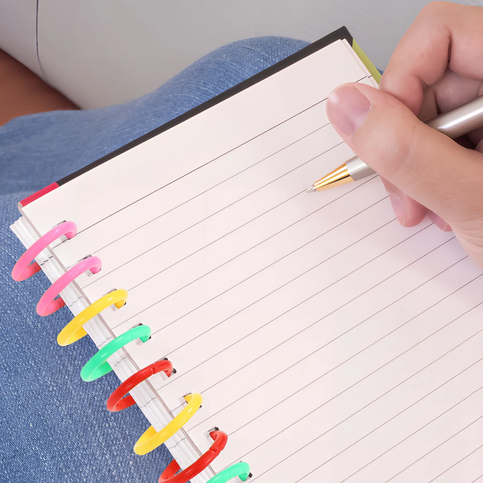 Цветные пластиковые кольца для переплета разных размеров - Фотография_2