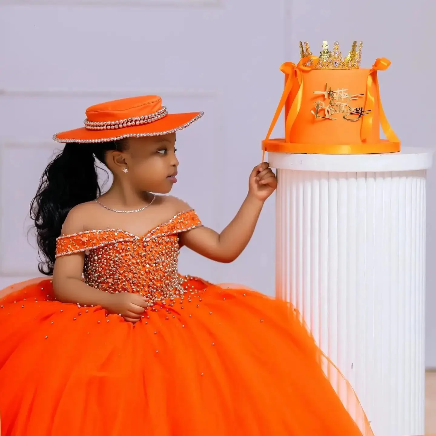 Оранжевые платья с цветочным узором для девочек на свадьбу - Фотография_4