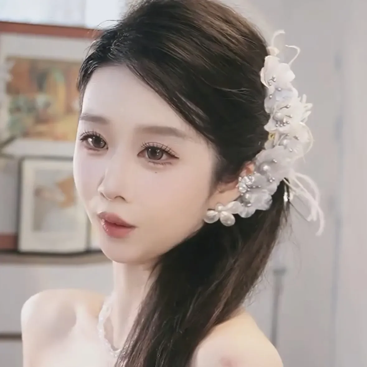 Женская заколка для волос