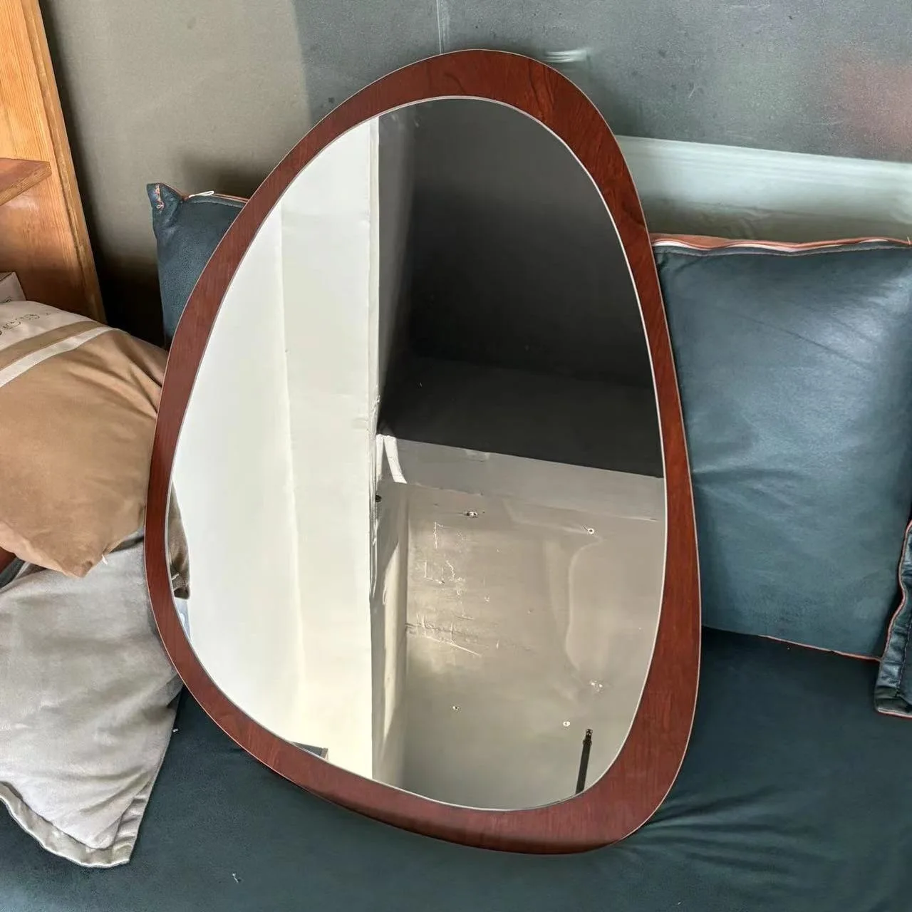 Настенное средневековое туалетное зеркало - Фотография_6