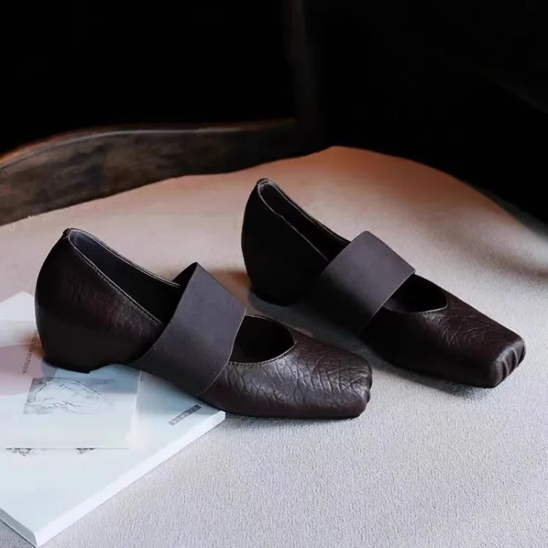 Новые стильные женские босоножки на высоком каблуке - Фотография_3