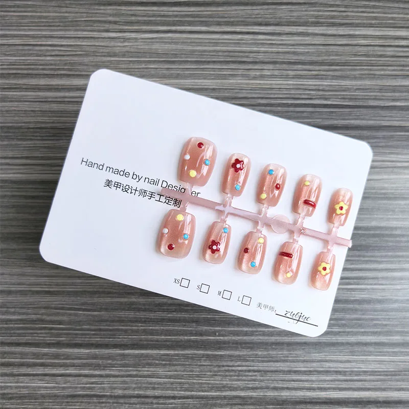 Милые накладные ногти ручной работы - Фотография_5