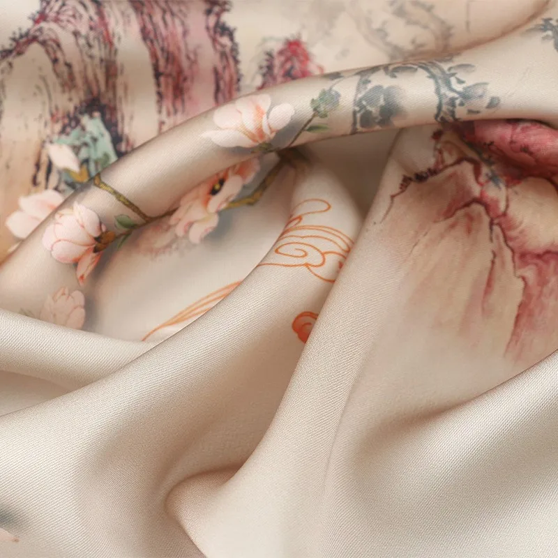 Ацетатная атласная ткань с принтом - Фотография_2