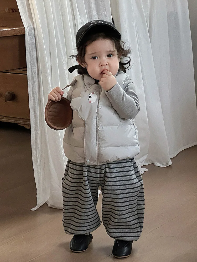 Стильный пуховый жилет для мальчиков и девочек - Фотография_4