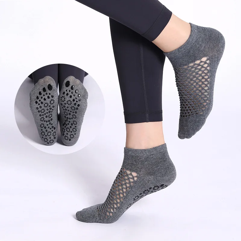 Нескользящие носки для йоги