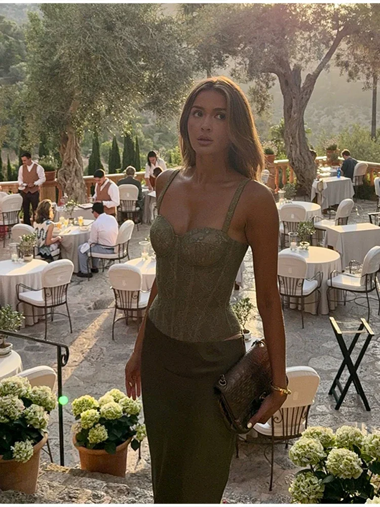 Элегантные женские летние вечерние платья