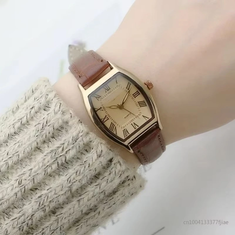 Часы для женщин, маленькие женские