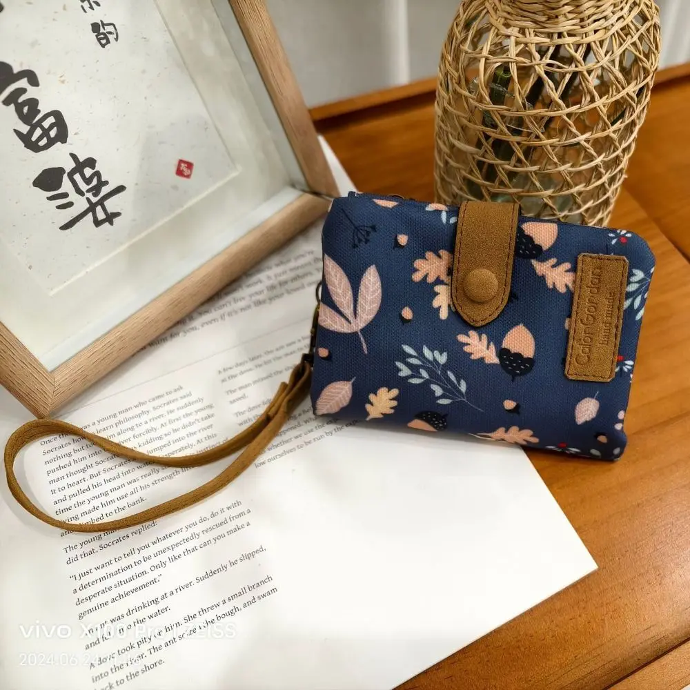 Женский милый короткий кошелек на молнии из искусственной кожи - Фотография_2